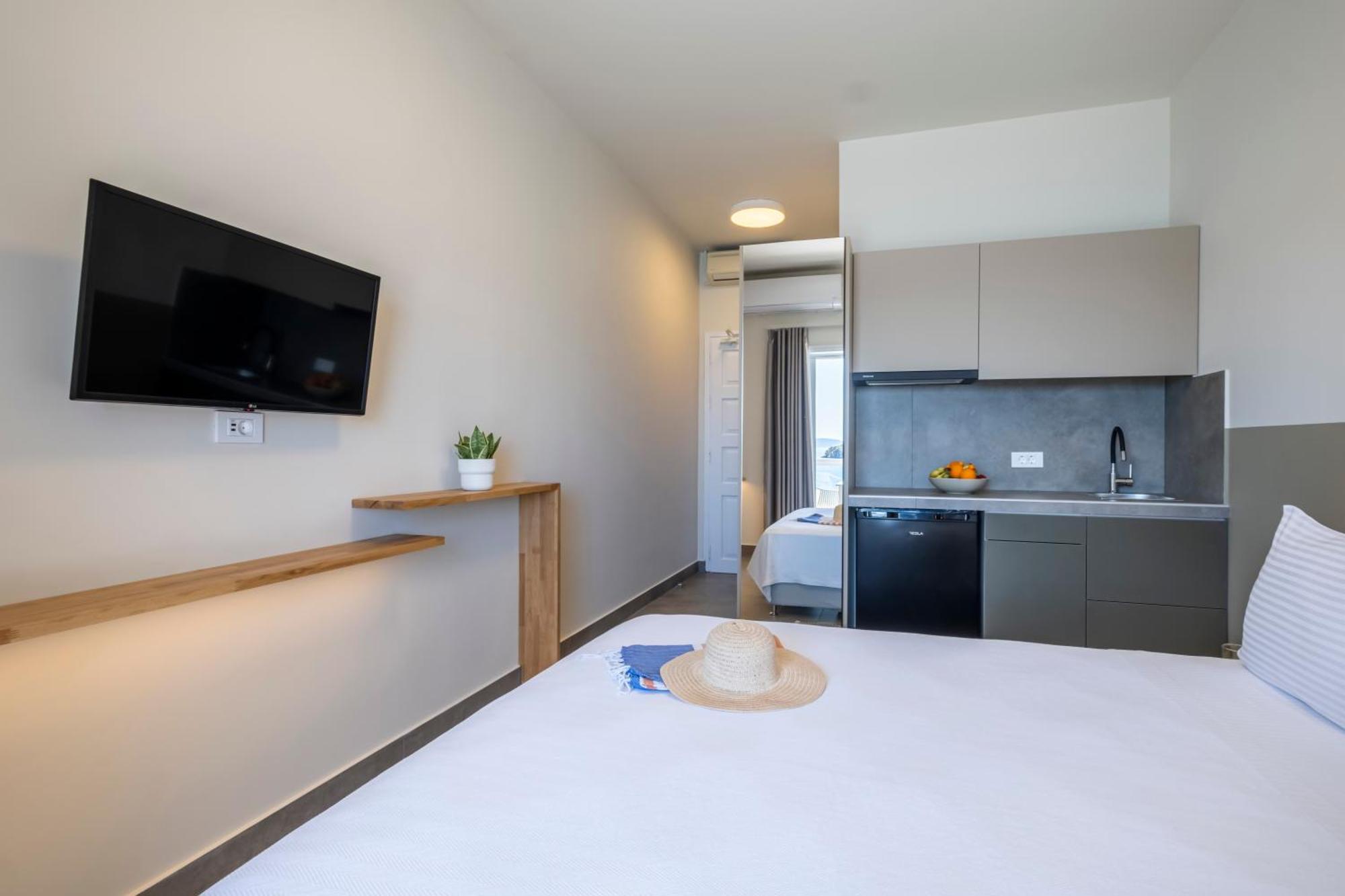 Nelly'S Apartments Толо Екстер'єр фото