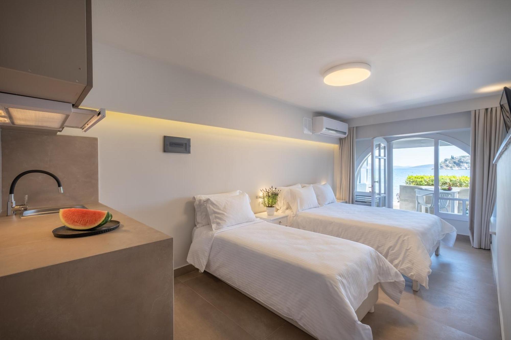 Nelly'S Apartments Толо Екстер'єр фото